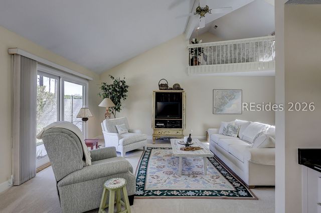 33 Stoney Creek Rd, Hilton Head Island, SC 29928