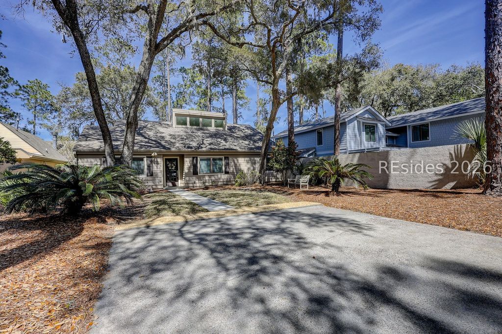 33 Stoney Creek Rd, Hilton Head Island, SC 29928
