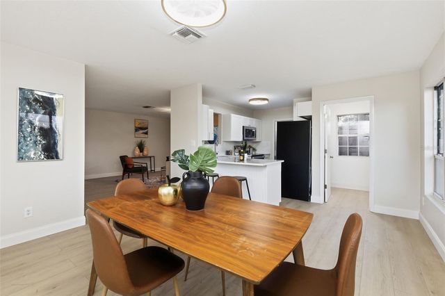 522 E MORGAN STREET, Tarpon Springs, FL 34689