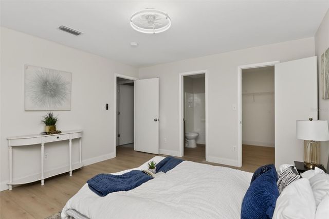 522 E MORGAN STREET, Tarpon Springs, FL 34689