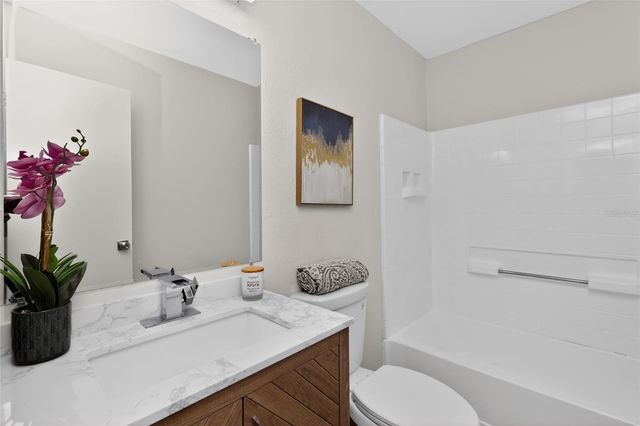 522 E MORGAN STREET, Tarpon Springs, FL 34689