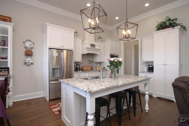 912 Abingdon Cove, Bonaire, GA 31005