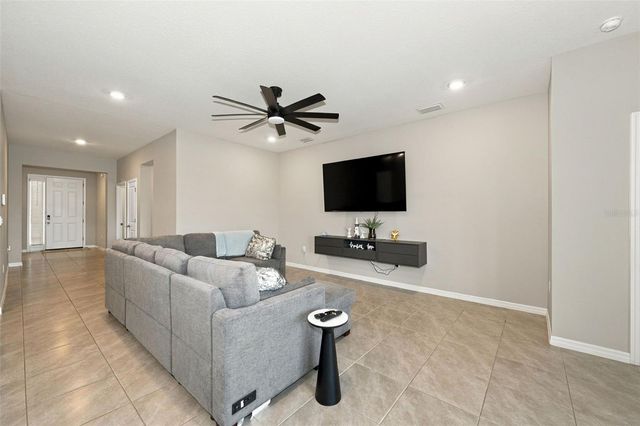 16633 MOONER PLANK CIRCLE, Wimauma, FL 33598