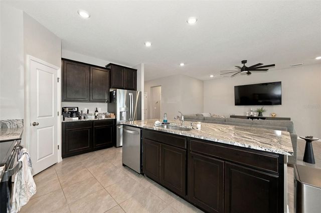 16633 MOONER PLANK CIRCLE, Wimauma, FL 33598