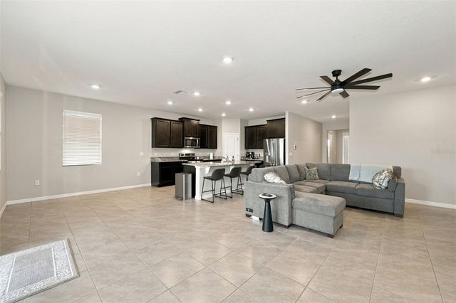 16633 MOONER PLANK CIRCLE, Wimauma, FL 33598
