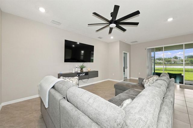16633 MOONER PLANK CIRCLE, Wimauma, FL 33598