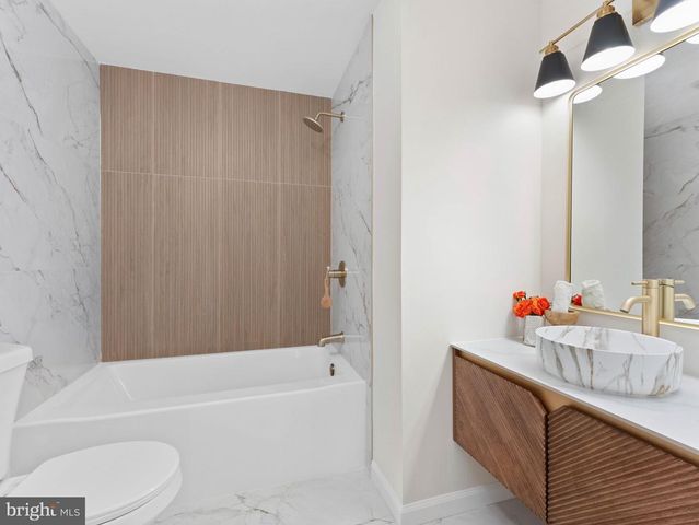 98 RED STONE RDG, Delran, NJ 08075