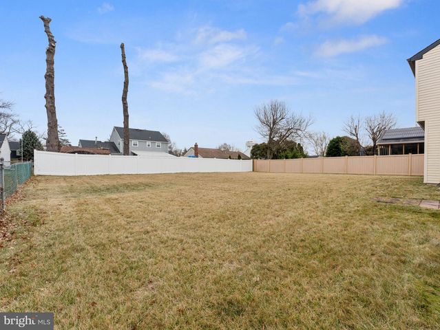 98 RED STONE RDG, Delran, NJ 08075