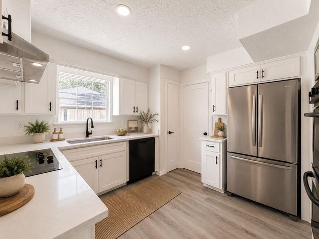 16422 Brambling Drive, Houston, TX 77059