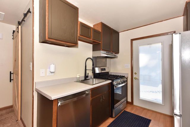 N40W6548 Jackson STREET, Cedarburg, WI 53012