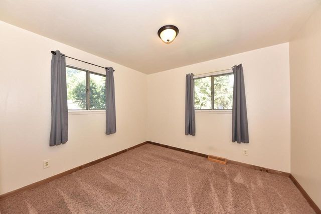 N40W6548 Jackson STREET, Cedarburg, WI 53012