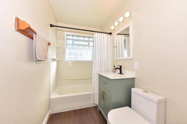 N40W6548 Jackson STREET, Cedarburg, WI 53012