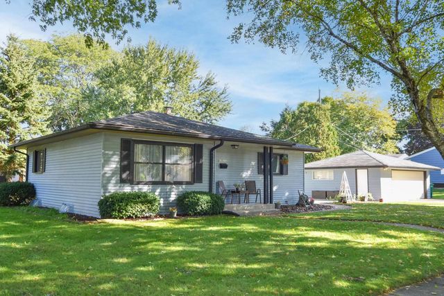 N40W6548 Jackson STREET, Cedarburg, WI 53012
