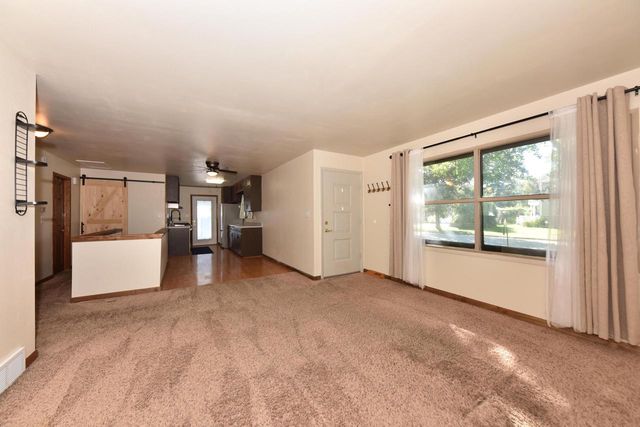 N40W6548 Jackson STREET, Cedarburg, WI 53012