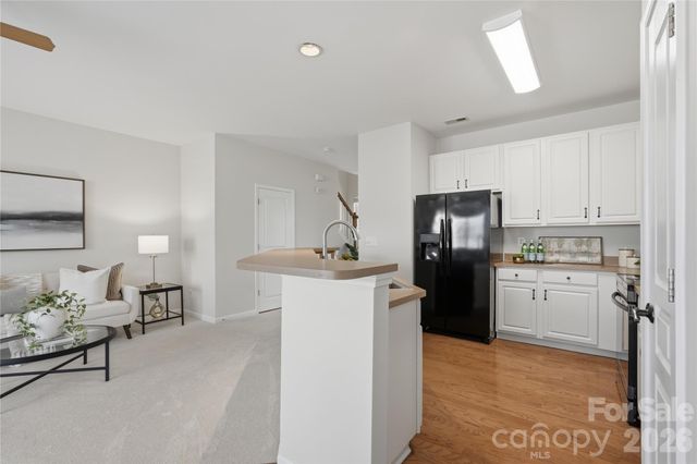 1028 Tabard Lane, Matthews, NC 28104