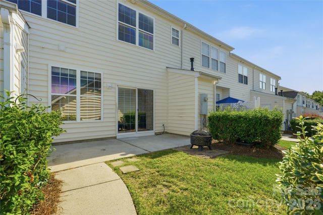 1028 Tabard Lane, Matthews, NC 28104