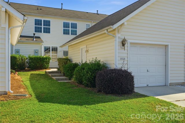 1028 Tabard Lane, Matthews, NC 28104