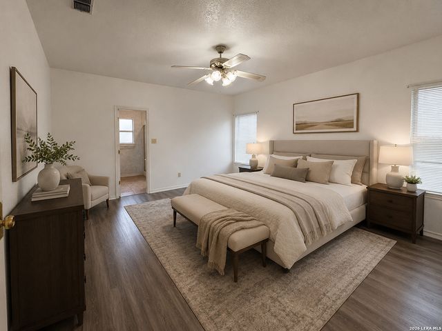 13410 Alcanfor, Universal City, TX 78148