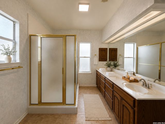 13410 Alcanfor, Universal City, TX 78148