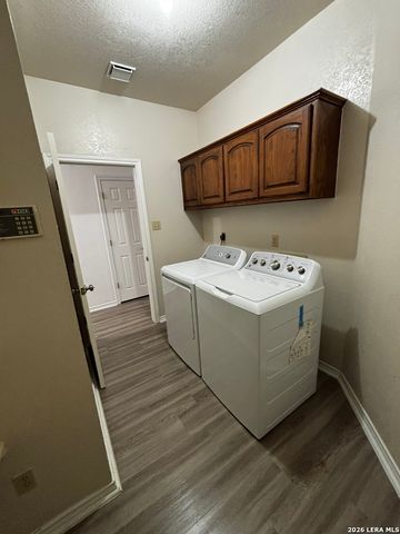13410 Alcanfor, Universal City, TX 78148