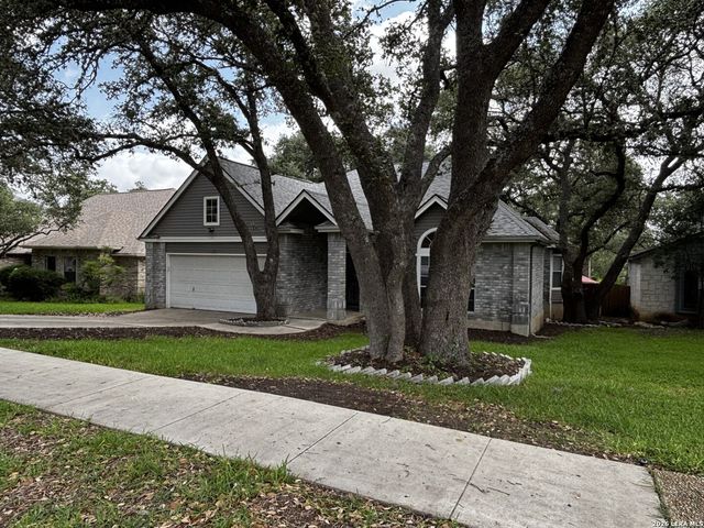 13410 Alcanfor, Universal City, TX 78148