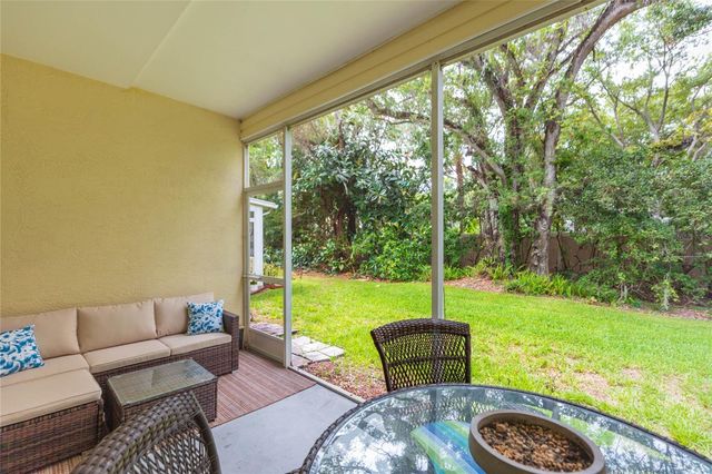 1050 STARKEY ROAD 104, Largo, FL 33771
