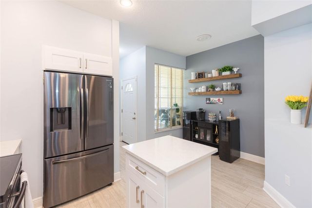 1050 STARKEY ROAD 104, Largo, FL 33771