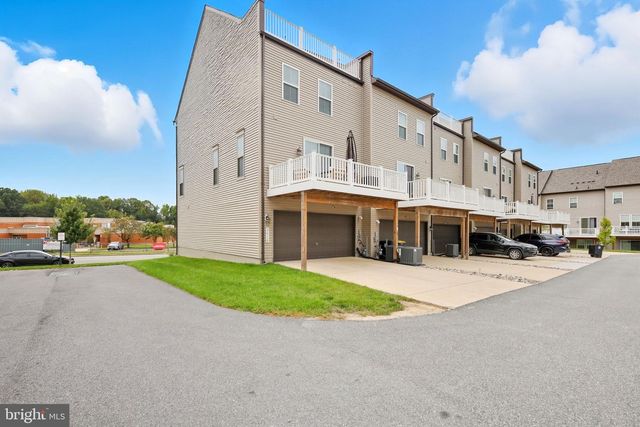 9610 PRINCE PL, Upper Marlboro, MD 20774