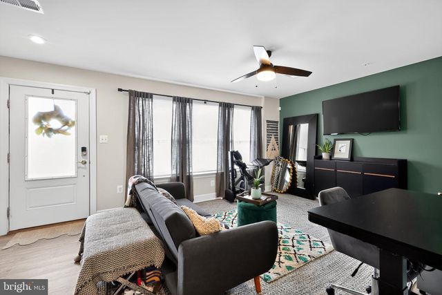 9610 PRINCE PL, Upper Marlboro, MD 20774