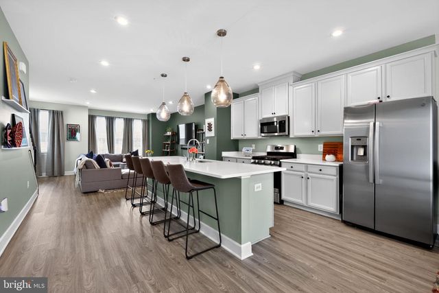 9610 PRINCE PL, Upper Marlboro, MD 20774