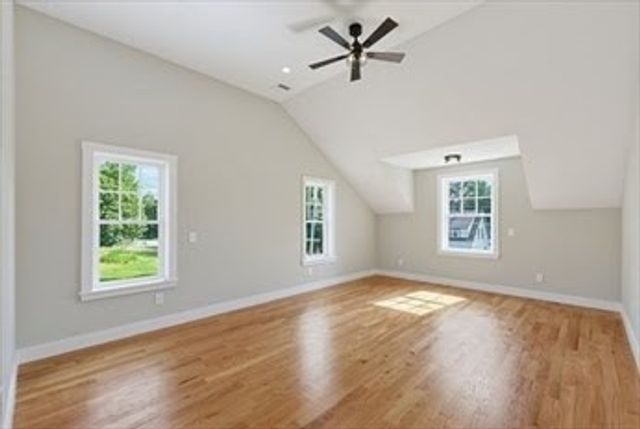 37L Poquanticut Ave L, Easton, MA 02356