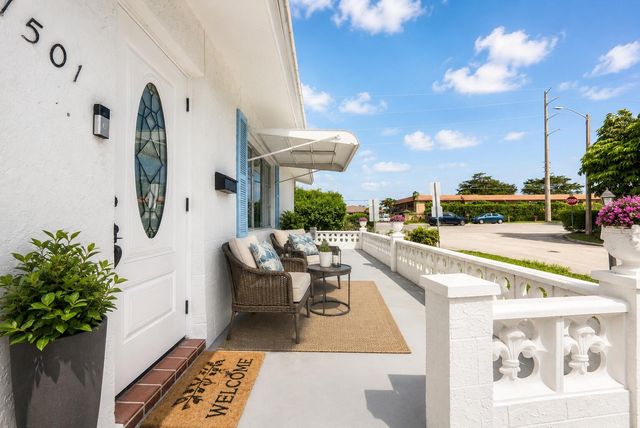 1501 SW 18th Drive, Boynton Beach, FL 33426