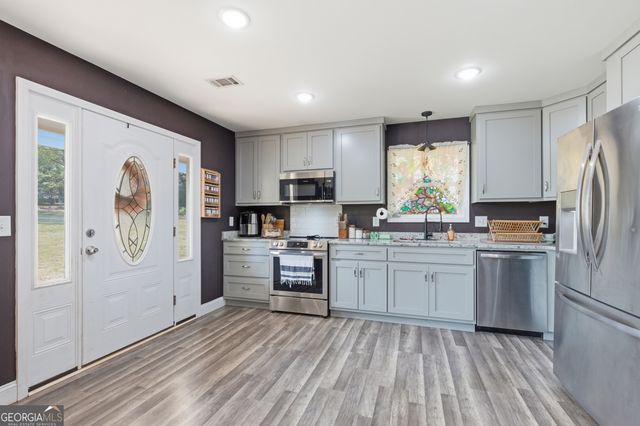 340 McFarlin Boulevard, Carnesville, GA 30521