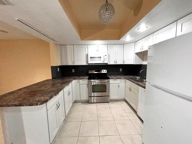 11983 Shakerwood Lane, Wellington, FL 33414