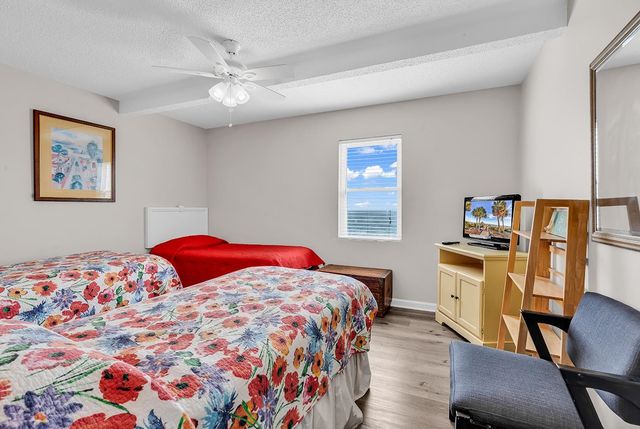 306 S Waccamaw Dr., Garden City Beach, SC 29576