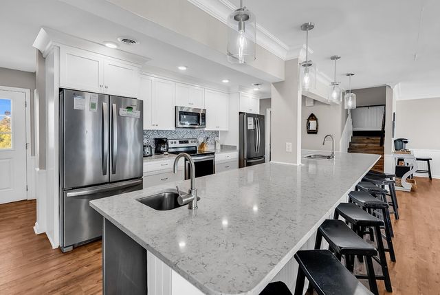 306 S Waccamaw Dr., Garden City Beach, SC 29576