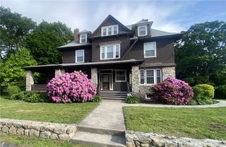27 West Park Place 3, Woonsocket, RI 02895