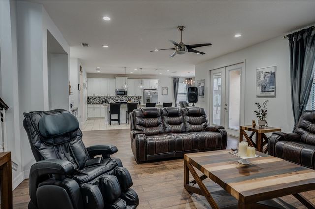 3324 FORTON DRIVE, Orlando, FL 32824