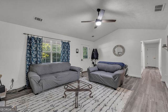 3000 Green Road, Loganville, GA 30052