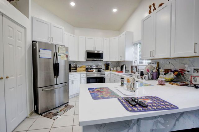 10245 SW 16th Court, Pembroke Pines, FL 33025