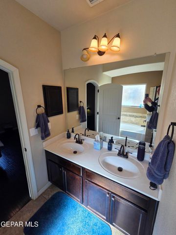 7673 Mundy Creek Drive, El Paso, TX 79911