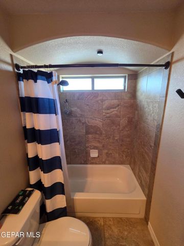 7673 Mundy Creek Drive, El Paso, TX 79911