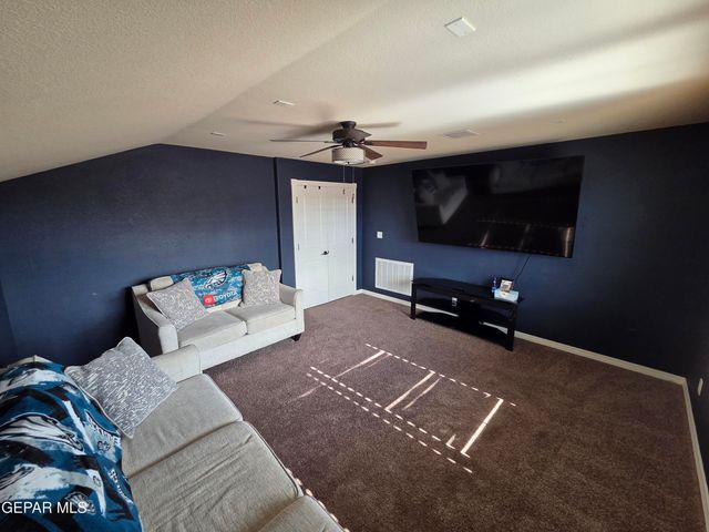 7673 Mundy Creek Drive, El Paso, TX 79911