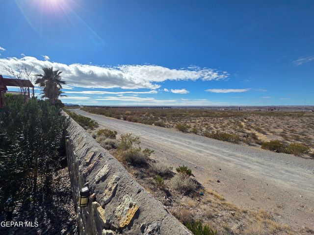 7673 Mundy Creek Drive, El Paso, TX 79911