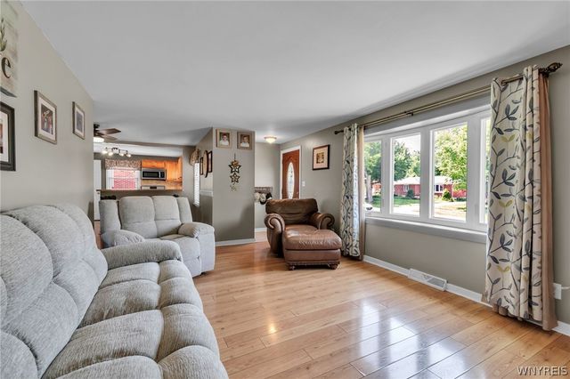 95 Cherokee Drive, West Seneca, NY 14224