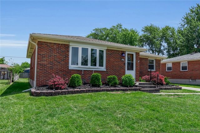 95 Cherokee Drive, West Seneca, NY 14224