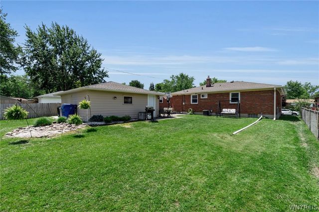 95 Cherokee Drive, West Seneca, NY 14224
