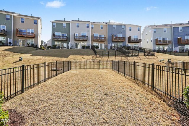 1042 Commack Drive, Durham, NC 27703