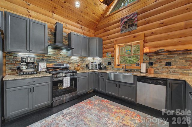 91 Double Springs Road, Almond, NC 28702