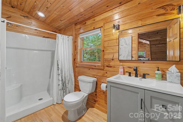 91 Double Springs Road, Almond, NC 28702